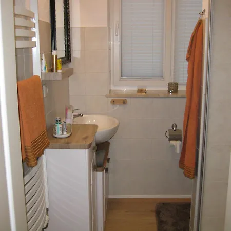 Apartment Neveriner Zimmervermietung *