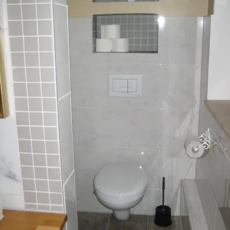 Apartment Neveriner Zimmervermietung