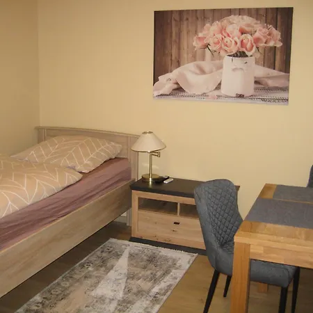 Neveriner Zimmervermietung Appartamento *